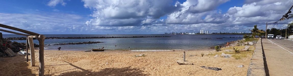 Praia dos Milagres